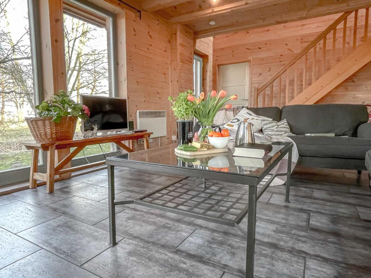 Traumhaff Kuestenchalets - Einzigartige Chalets An Der Ostsee. Ganz Aus Laerchenholz Mit Kamin Und Sauna Vogelsang-Warsin Buitenkant foto