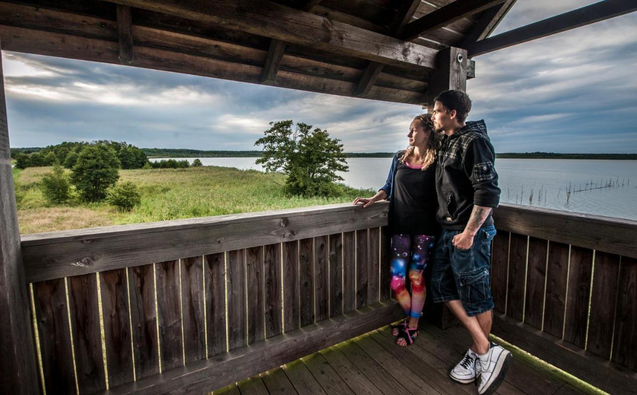 Traumhaff Kuestenchalets - Einzigartige Chalets An Der Ostsee. Ganz Aus Laerchenholz Mit Kamin Und Sauna Vogelsang-Warsin Buitenkant foto